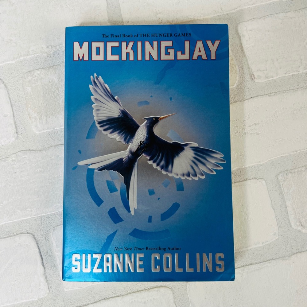 Mockingjay Suzanne Collins Hunger Games Book 3 Hardcover Scholastic